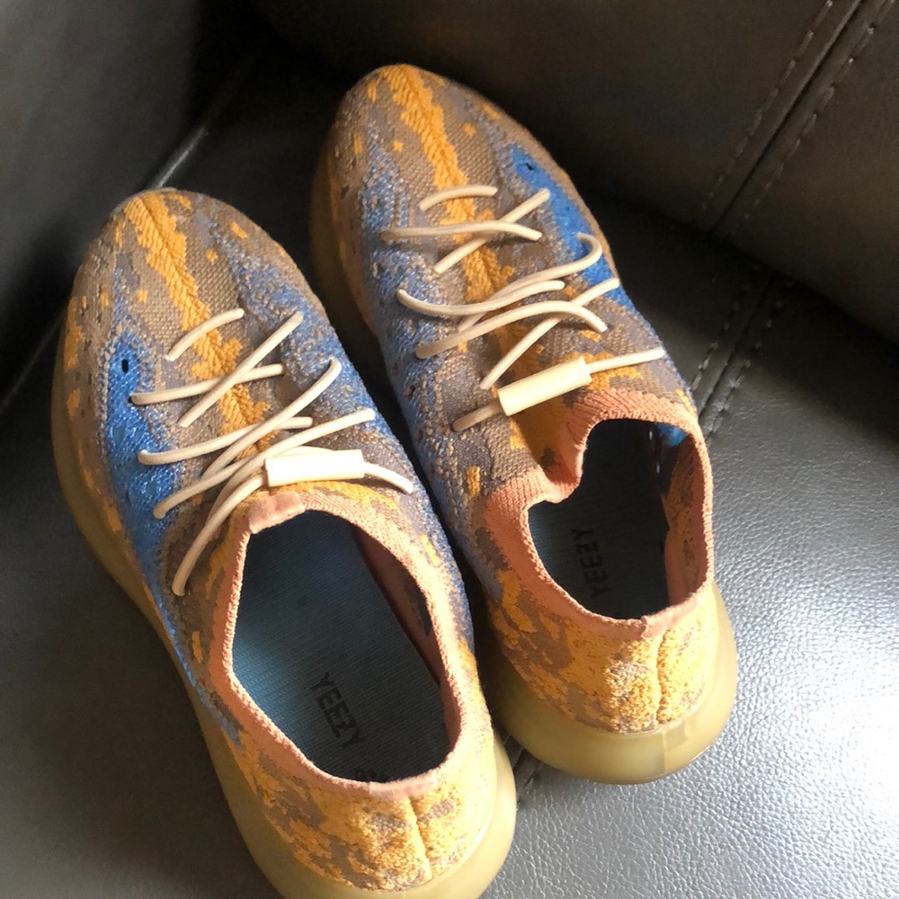 Unisex adidas Yeezy Boost kids Blue Oat